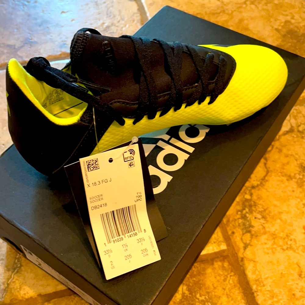 Adidas Soccer Cleats, Youth Size 2, Firm Ground